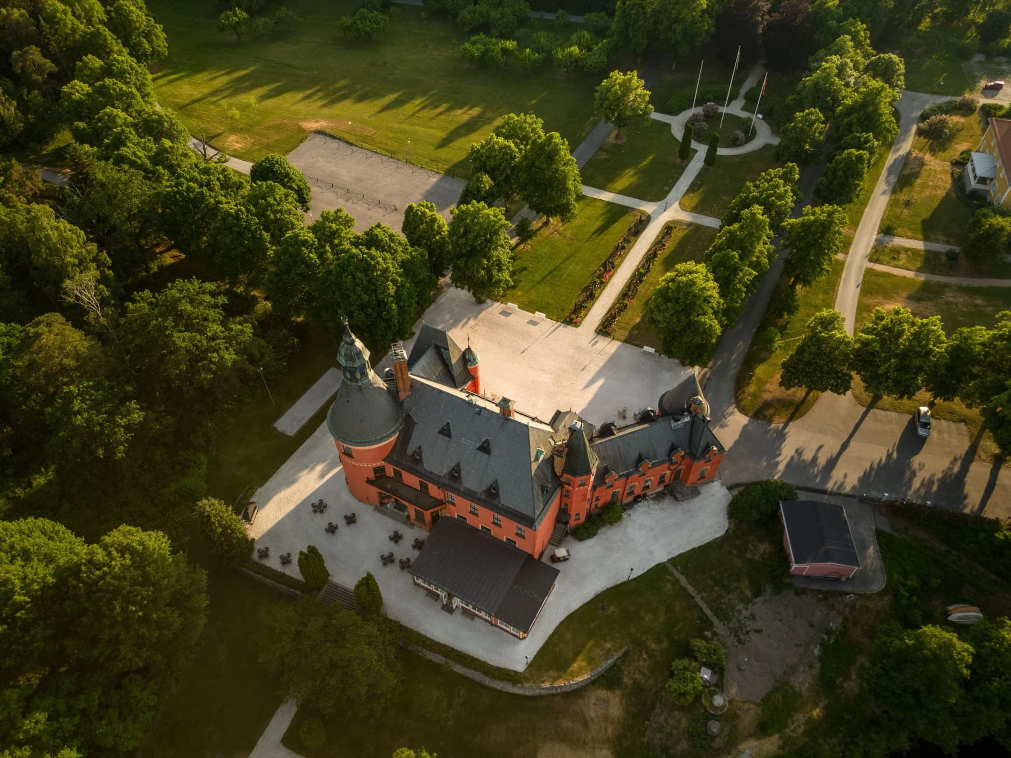 Lejondals Slott - image 2